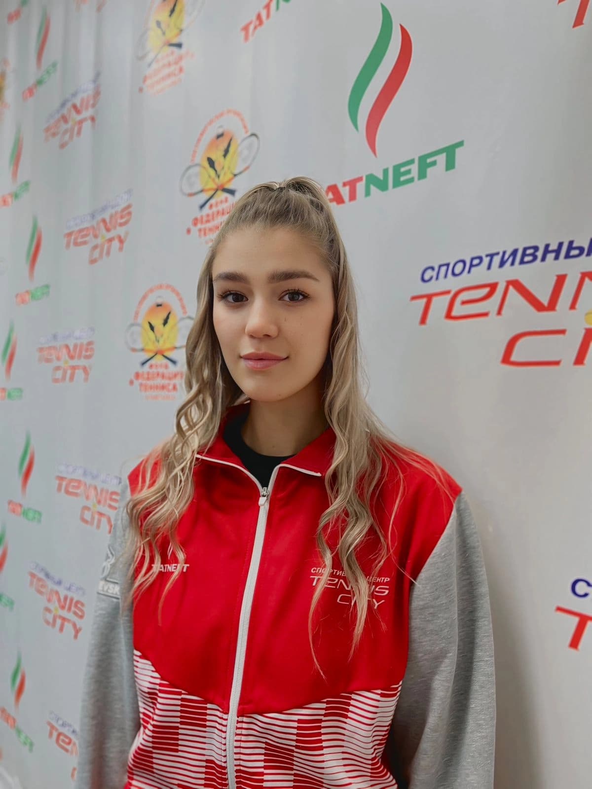 Назипова  Айгуль  Владиславовна