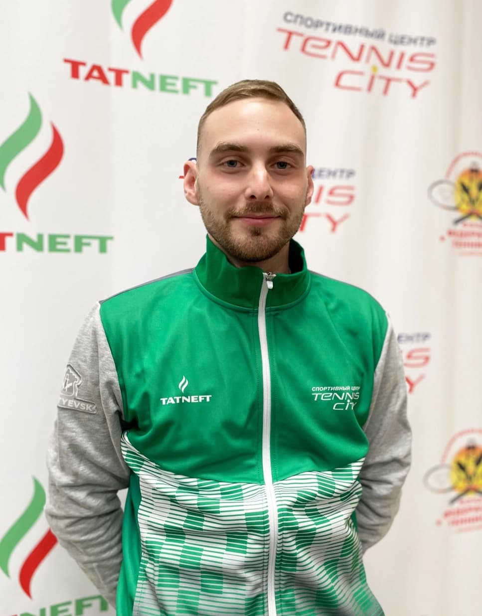 Гарифуллин  Адель  Альбертович